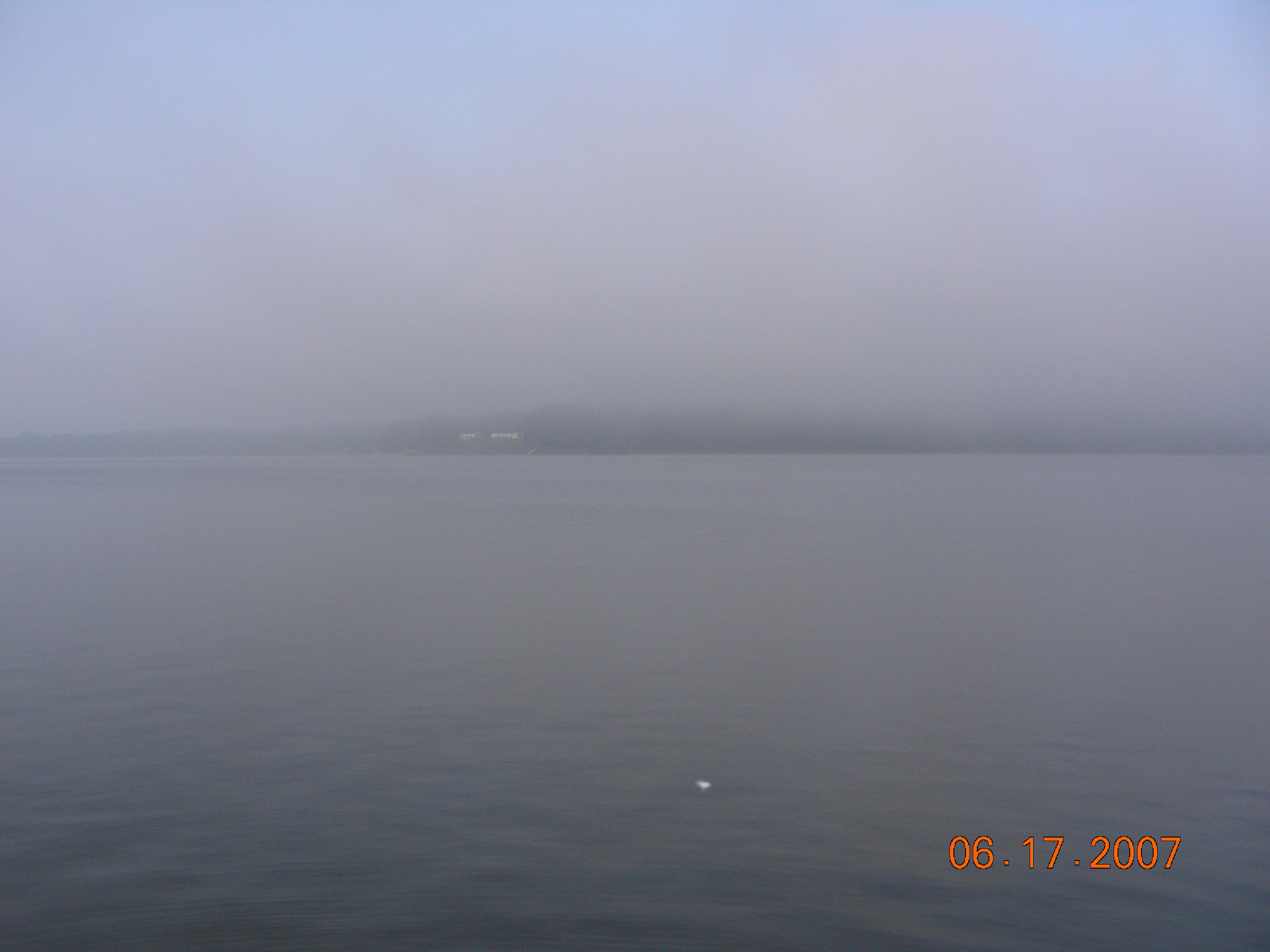 ./2007/Kerr Lake Eagles Nest/June17/DSCN1177.JPG